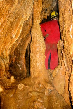 Schönsteinhöhle (Foto: H. Kirchhöfer) Schönsteinhöhle (Foto: H. Kirchhöfer)